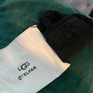 Ugg x Telfar bag 🖤